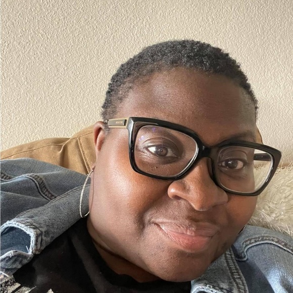 Meet your Posher, Ajuanndel - Picture 8 of 17